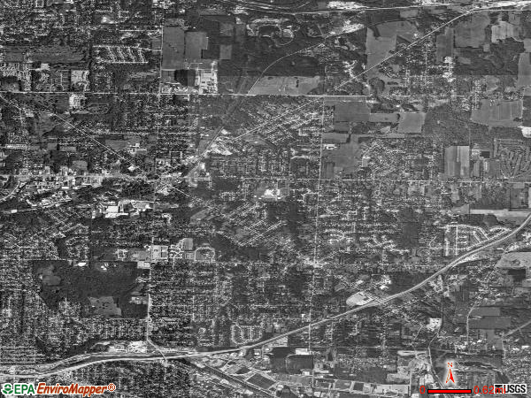 Tallmadge satellite photo by USGS 