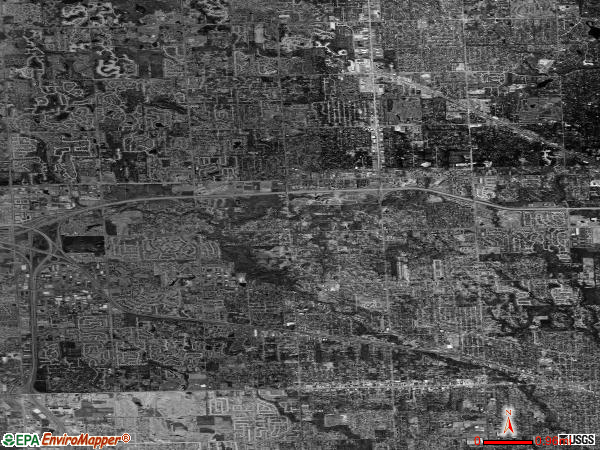 Farmington Hills satellite photo by USGS 