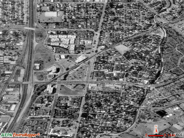 Waldon satellite photo by USGS 
