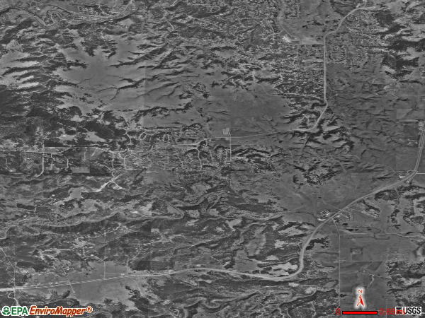 Colonial Pine Hills satellite photo by USGS 
