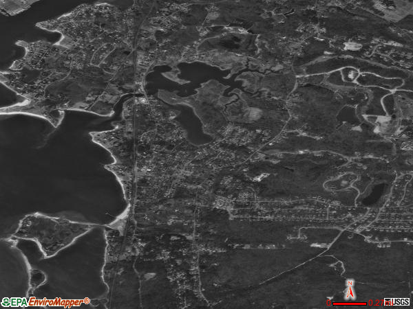 Monument Beach satellite photo by USGS 