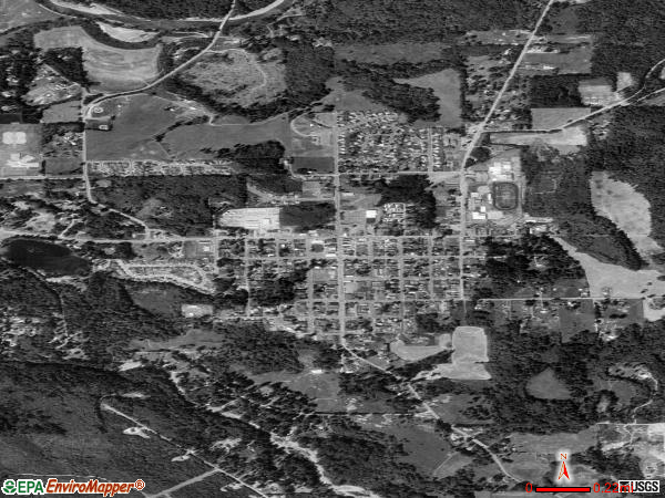 Granite Falls satellite photo by USGS 