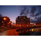 Newport News: : City Center @ Oyster Point at night