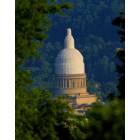 Charleston: : WV State Capitol being re-gilded