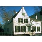 Schenectady: Typical Dutch colonial located in the Stockade