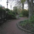 Washington: : Ripley Gardens in Washington DC (Smithsonian area)