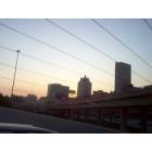 Milwaukee: : Skyline with early sunset