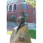 Sevierville: Downtown Sevierville: Dolly Parton statue located at courthouse on Main street.