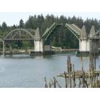 Florence: Siuslaw River Bridge in Florence Oregon