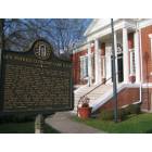 Dawson: Sons of Confederate Veterans Historic Marker and building