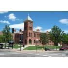 Flagstaff: : Historic Coconino County Courthouse in Downtown Flagstaff