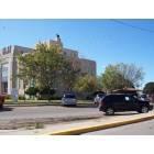 Portales: courthouse------+