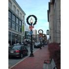 New Bedford: Holiday Decor along Purchase St.