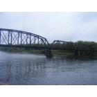 La Crescent: railroad Bridge cross The Mississippi River