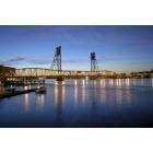 Portsmouth: : memorial bridge