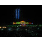 Niagara Falls: : Seneca Niagara Casino at Night