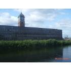 Lawrence: ayer factory