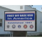 De Ridder: : First Off Base USO - War Memorial Civic Center