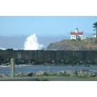 Crescent City: Breaking Waves & the light house