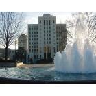 Birmingham: : Birmingham Downtown Linn Park Fountain with City Hall in Background
