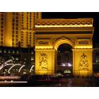 Las Vegas: : Arch in Front of the Paris Hotel
