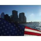 New York: : Sailing by New York