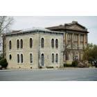 Goldthwaite: Old jail and County Courthouse