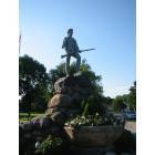 Lexington: Minuteman statue