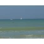 Naples: Boats just off shore at the Naples Beach