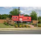 Pineview: Rail car in city park