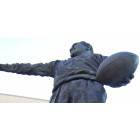 Green Bay: curly lambeau statue at packer stadium