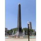 Indianapolis: : Obelisk fountain at the War Memorial Mall, downtown Indy