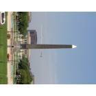 Indianapolis: Obelisk Fountain at the War Memorial Mall, downtown Indy