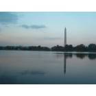 Washington: : Washington Monument at Dusk, photographed from Jefferson Memorial