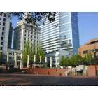 Portland: Pioneer Square. Concerts/Events. Rail/Bus Free downtown!