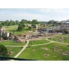 Bellevue: View of the series of falls in downtown Sioux Falls Park