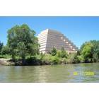 West Sacramento: west sacto.river walk/pyrmid building