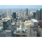 St. Louis: View of St. Louis from the top of the Arch