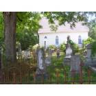 Monticello: Cemetery behind the old Presbyterian Church.
