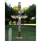 Grapevine: Totem Pole in Parr Park, Grapevine, TX