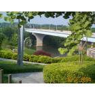 Chattanooga: : View of Veteran's Bridge from Sculpture Garden
