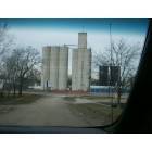 Hooper: 12-29-06 Hooper Grain Elevators