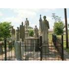 Mayfield: Wooldridge Monuments in Maplewood Cemetery