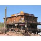 Apache Junction: : Ghost Town by the Mountains