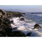 Morro Bay: : Crashing Waves, Morro Bay, CA