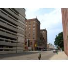 Elmira: Parking garage and Mark Twain Apartments