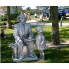 Holtsville: A Living Statue at Vinoy Park, St. Pete, Florida