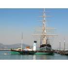 San Francisco: : Sternwheeler and Tallship on Display at Fisherman's Wharf