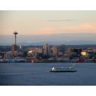 Seattle: : Space Needle and Ferry (View from Belvedere Park in West Seattle)