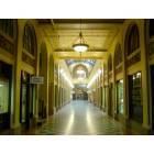 Huntington: : Inside the Galleria